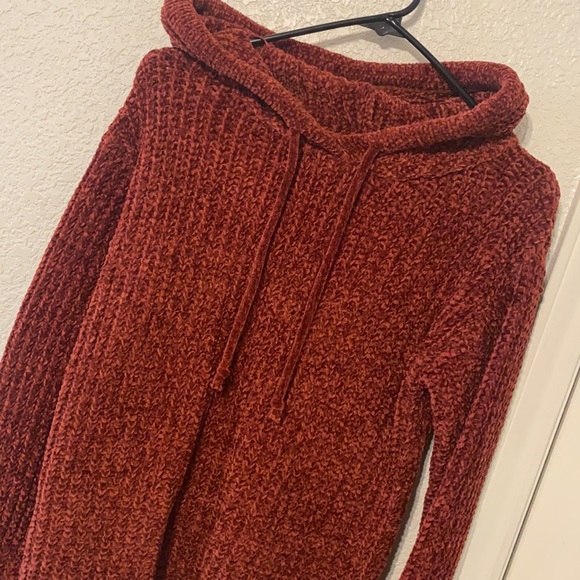 Sweater - Picture 2 of 5